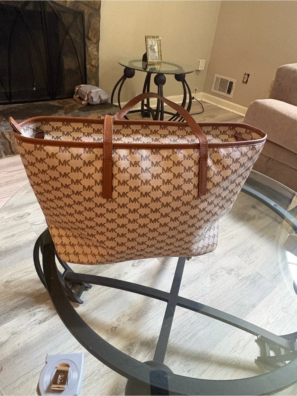 Michael Kors Emry Large  zip tote Tan/Brown MK Logo Tote